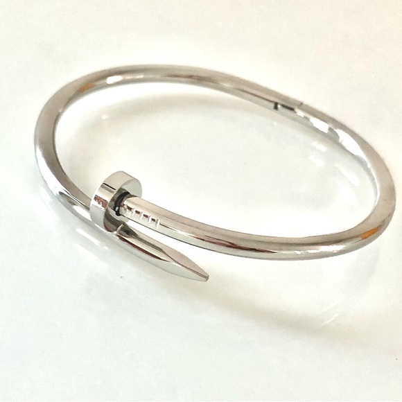 Nail Classic Model Bracelet - Picture 5 of 12